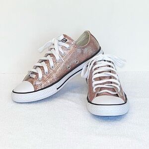 Converse Rose Gold Glitter Lace Up Sneakers Women’s size 7 Men’s size 5
